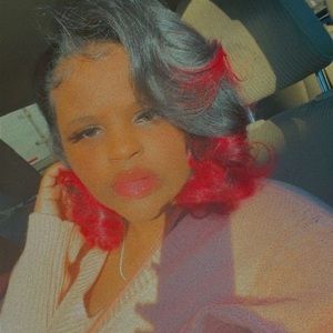 Meet your Posher, Jada